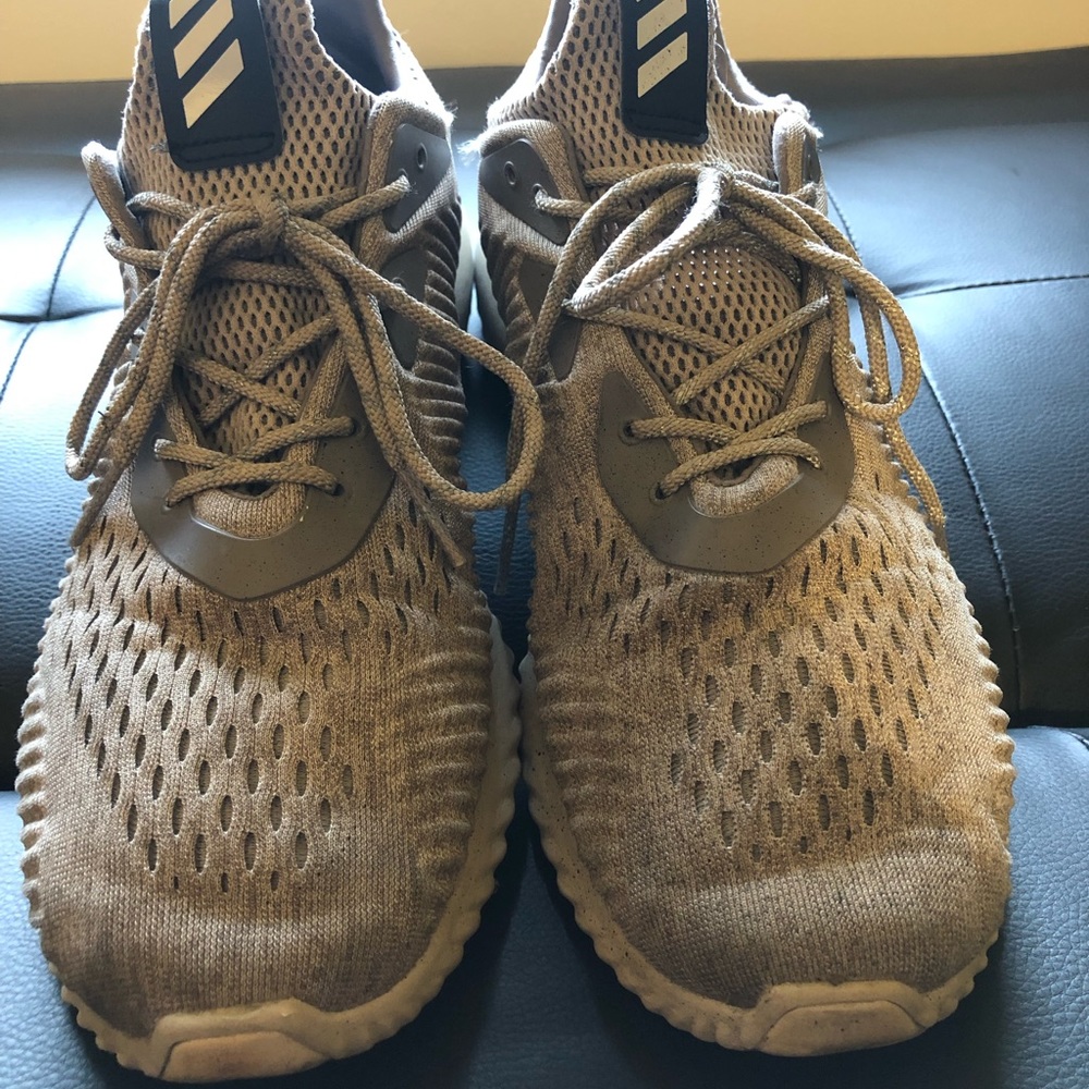 Men’sAdidas Alpha Bounce Sz 11